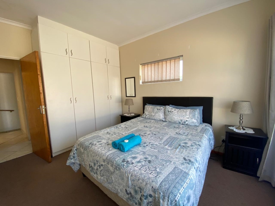 To Let 1 Bedroom Property for Rent in Kenridge Western Cape